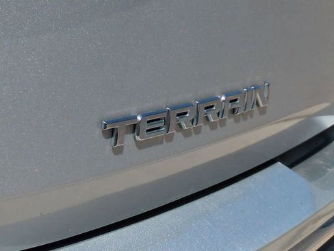 Used 2018 GMC Terrain SLT image 14