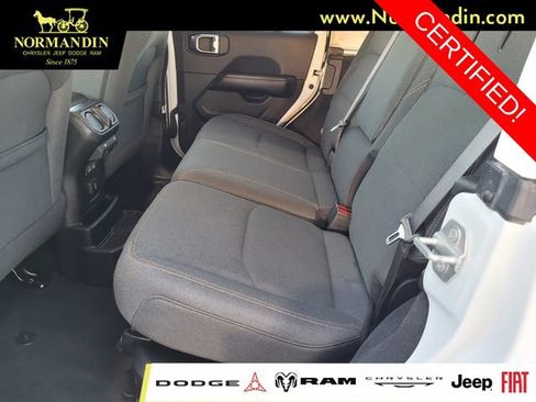 Certified 2024 Jeep Wrangler Unlimited Sahara AWD/4WD image 18