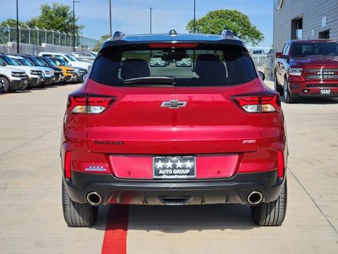 Used 2021 Chevrolet TrailBlazer RS w/ Sun and Liftgate Package FWD image 7