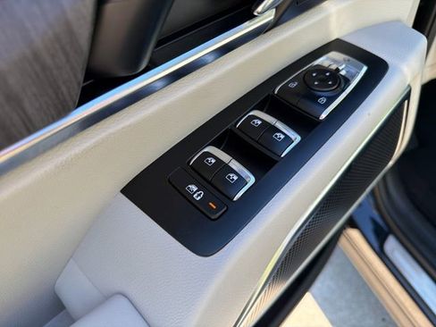 Used 2023 Kia Telluride SX Prestige image 13