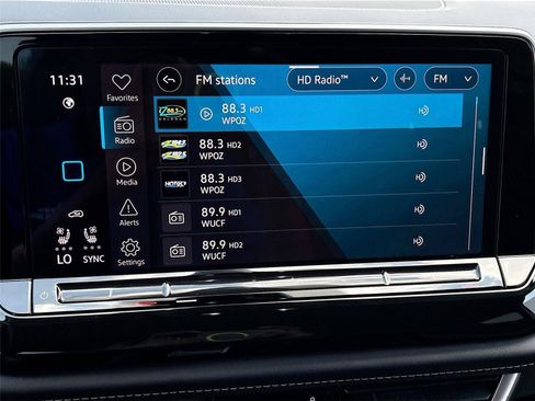 Used 2025 Volkswagen Atlas SE FWD image 14