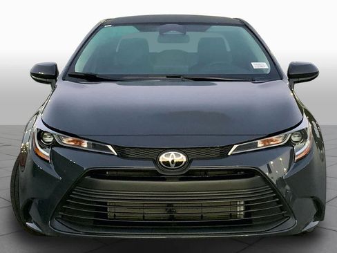 Used 2026 Toyota Corolla LE FWD image 4