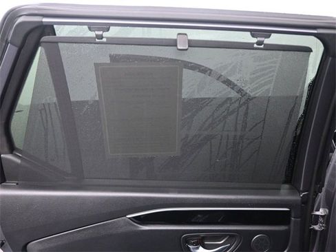 Certified 2025 Honda Pilot Touring image 31