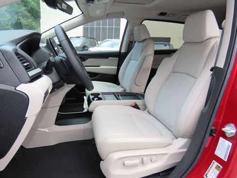 New 2026 Honda Odyssey EX-L image 12
