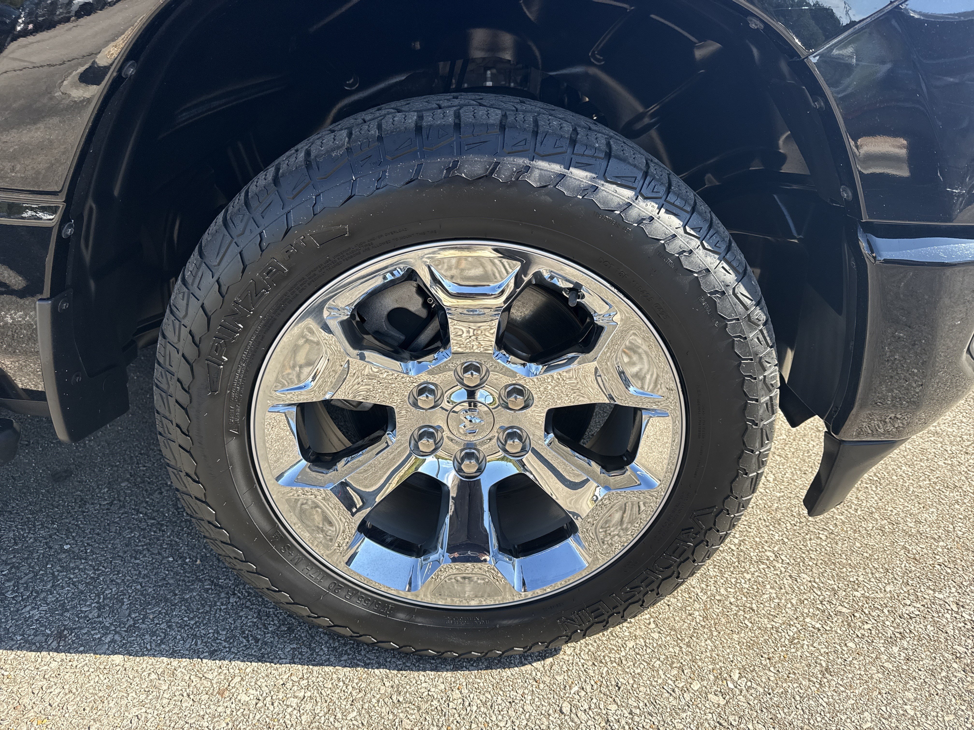 Used 2022 RAM 1500 Big Horn AWD/4WD image 12