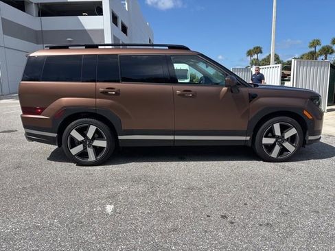 Used 2024 Hyundai Santa Fe Limited image 2