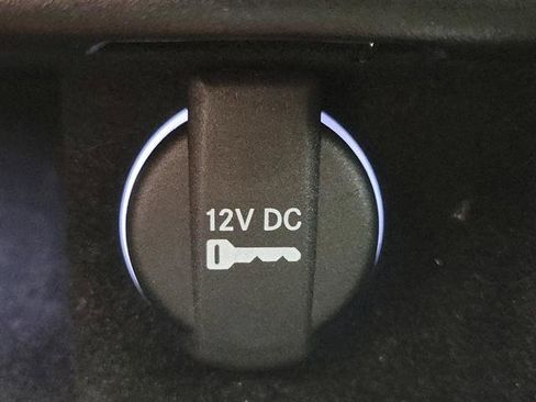 Used 2022 Chrysler 300 Touring image 26