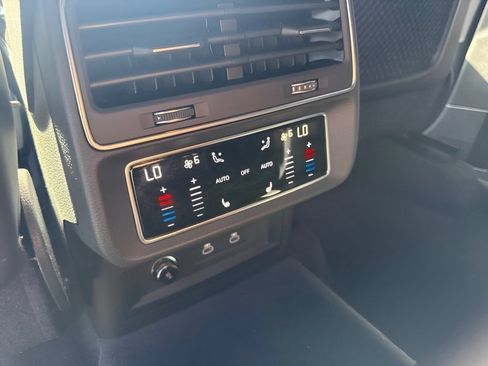 Used 2023 Audi Q7 2.0T Premium Plus AWD/4WD image 18