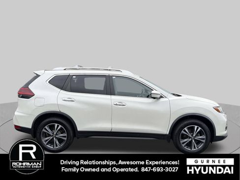 Used 2020 Nissan Rogue SV w/ Premium Package AWD/4WD image 11