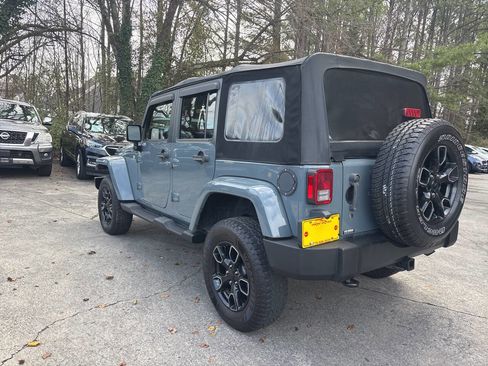 Used 2014 Jeep Wrangler Unlimited Sahara w/ Max Tow Package image 7