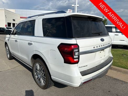 Used 2023 Ford Expedition Platinum AWD/4WD image 6