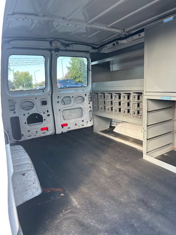 Used 2011 Ford E-250 and Econoline 250 w/ PWR Group RWD image 10