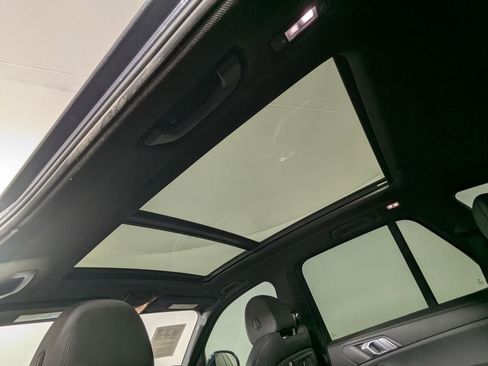 Used 2019 BMW X5 xDrive40i w/ Convenience Package image 17