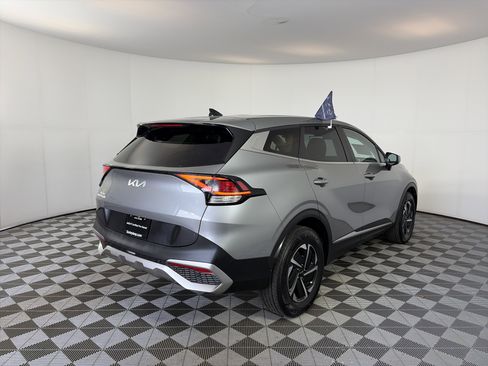 Certified 2023 Kia Sportage LX AWD/4WD image 10