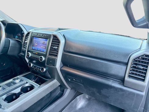 Used 2020 Ford Expedition XLT w/ Equipment Group 201A AWD/4WD image 33