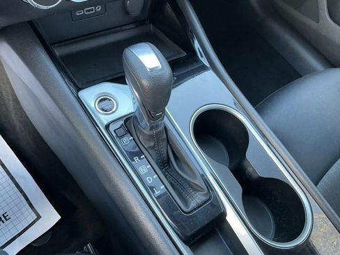 Used 2024 Nissan Altima 2.5 SV image 22