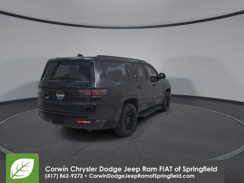 Used 2025 Jeep Wagoneer Series II w/ Premium Group I AWD/4WD image 14