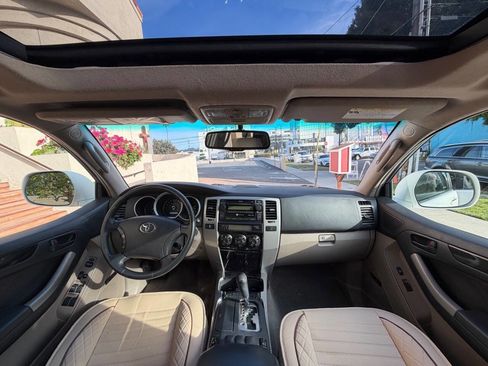 Used 2007 Toyota 4Runner Limited image 8