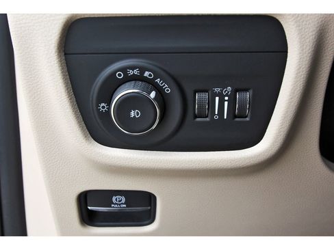 Used 2021 Jeep Grand Cherokee L Limited w/ Trailer Tow Group (B) image 22