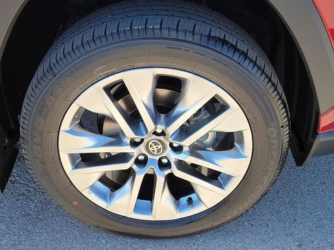 New 2025 Toyota RAV4 XLE Premium w/ Weather Package image 7