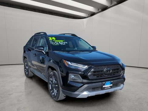 Used 2024 Toyota RAV4 Adventure image 7