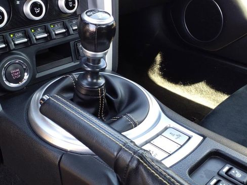 Used 2017 Subaru BRZ Series.Yellow image 11