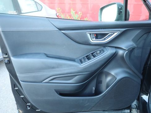 Used 2023 Subaru Forester Premium image 28