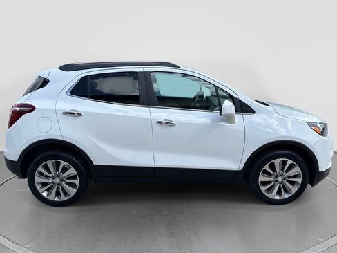 Used 2020 Buick Encore Preferred FWD image 2