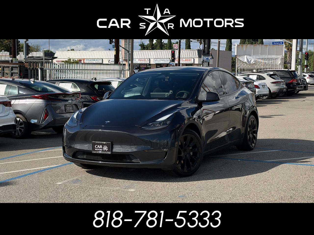 Used 2024 Tesla Model Y Long Range AWD/4WD image 1