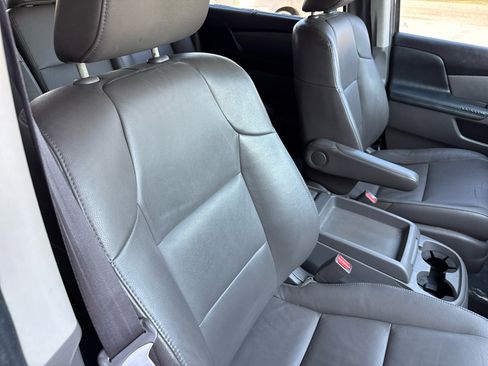 Used 2015 Honda Odyssey EX-L image 46
