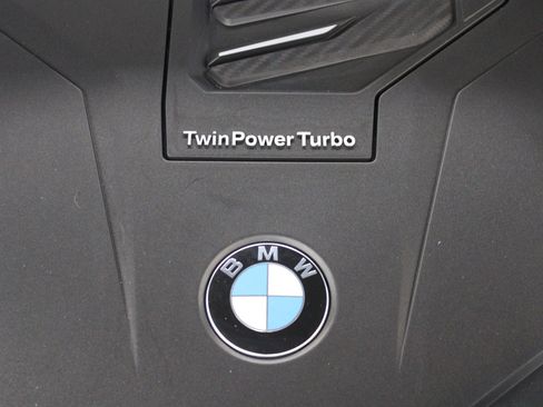 Used 2019 BMW X5 xDrive40i w/ Convenience Package AWD/4WD image 11