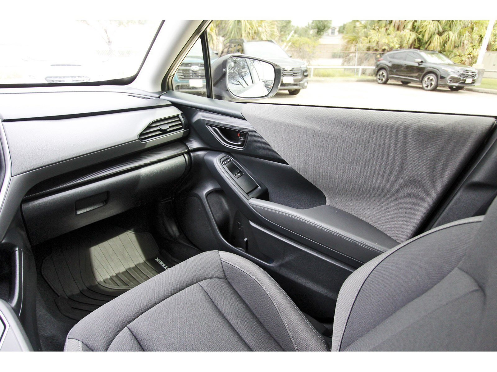 Certified 2025 Subaru Crosstrek 2.5i Premium AWD/4WD image 11