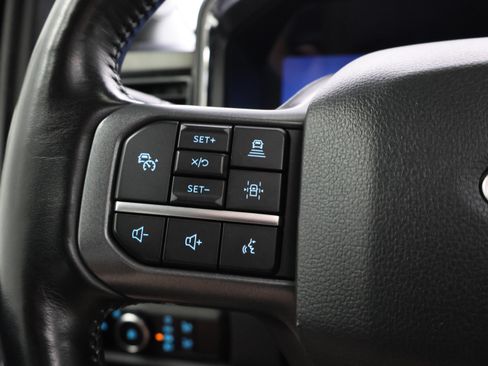 Used 2024 Ford F350 Lariat w/ Lariat Ultimate Package AWD/4WD image 16