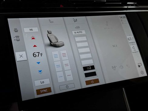 New 2026 Land Rover Range Rover SE AWD/4WD image 17