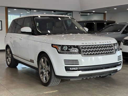 Used 2017 Land Rover Range Rover Supercharged image 3