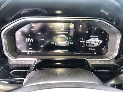 New 2026 GMC Sierra 1500 Elevation image 15