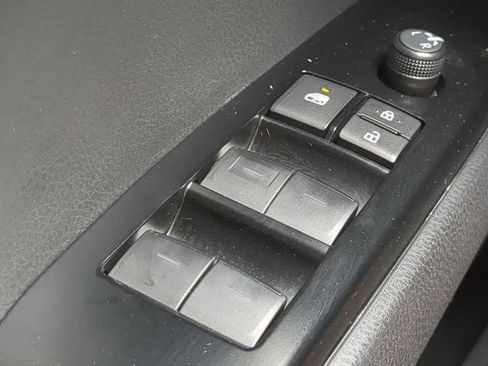 Used 2025 Toyota Camry SE AWD/4WD image 20