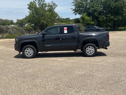 New 2026 Toyota Tacoma SR5 RWD image 6