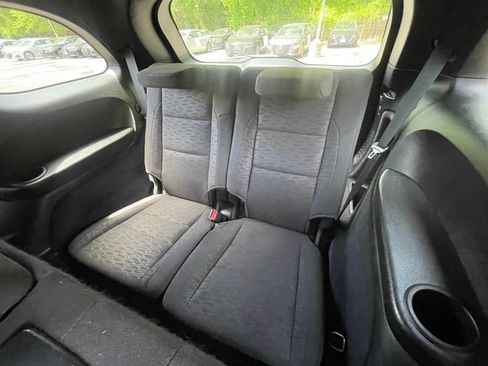 Used 2024 Dodge Durango SXT w/ Trailer Tow Group IV AWD/4WD image 9