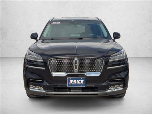 Used 2020 Lincoln Aviator Reserve w/ Elements Package Plus image 2
