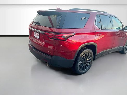 Used 2023 Chevrolet Traverse RS image 7