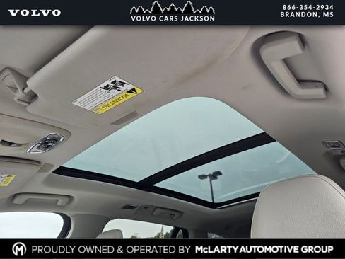 Used 2018 Volvo XC90 T6 Momentum w/ Convenience Package image 22