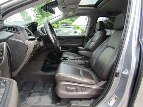 Used 2022 Honda Odyssey EX-L image 10