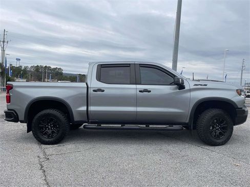 Used 2024 Chevrolet Silverado 1500 ZR2 w/ Dark Appearance Package image 2