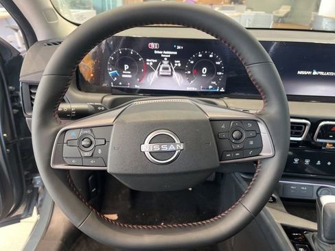 New 2026 Nissan Sentra SR w/ SR Premium Package FWD image 14
