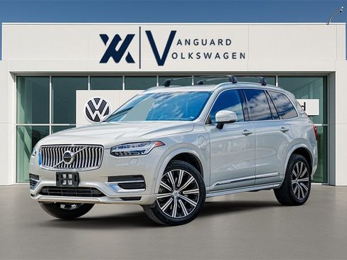 Used 2020 Volvo XC90 T8 Inscription image 1