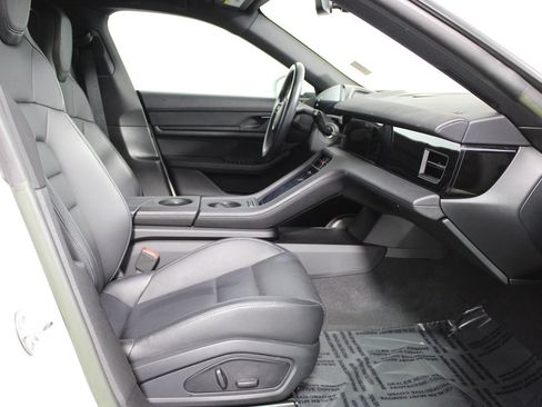 Used 2023 Porsche Taycan RWD image 12