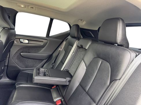 Used 2023 Volvo XC40 B5 Plus w/ Driver Assist Package AWD/4WD image 27