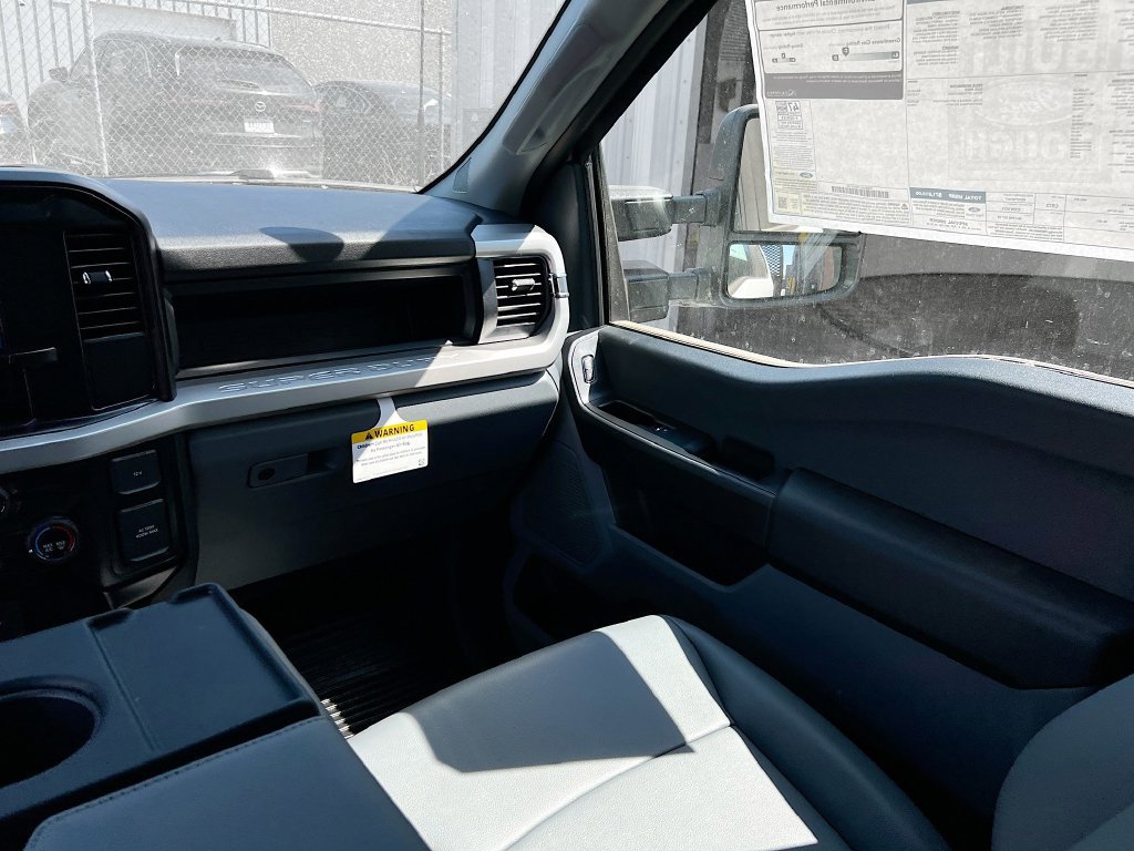 New 2025 Ford F350 XL w/ XL Chrome Package AWD/4WD image 25