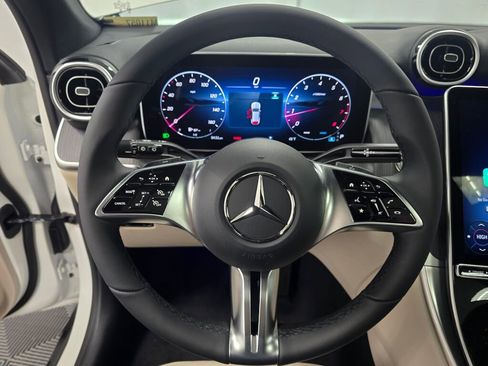 New 2026 Mercedes-Benz GLC 300 4MATIC image 14